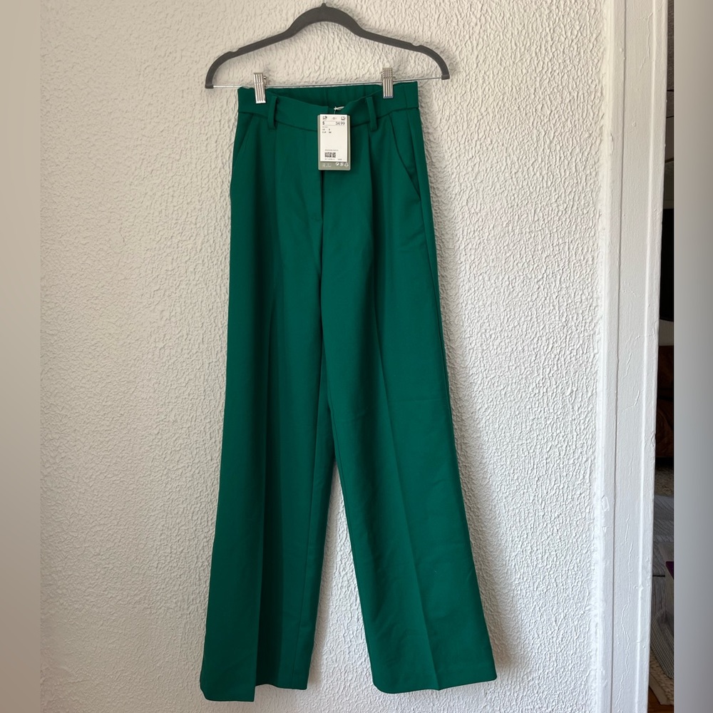 H&M Green Trouser’s size 2 brand new